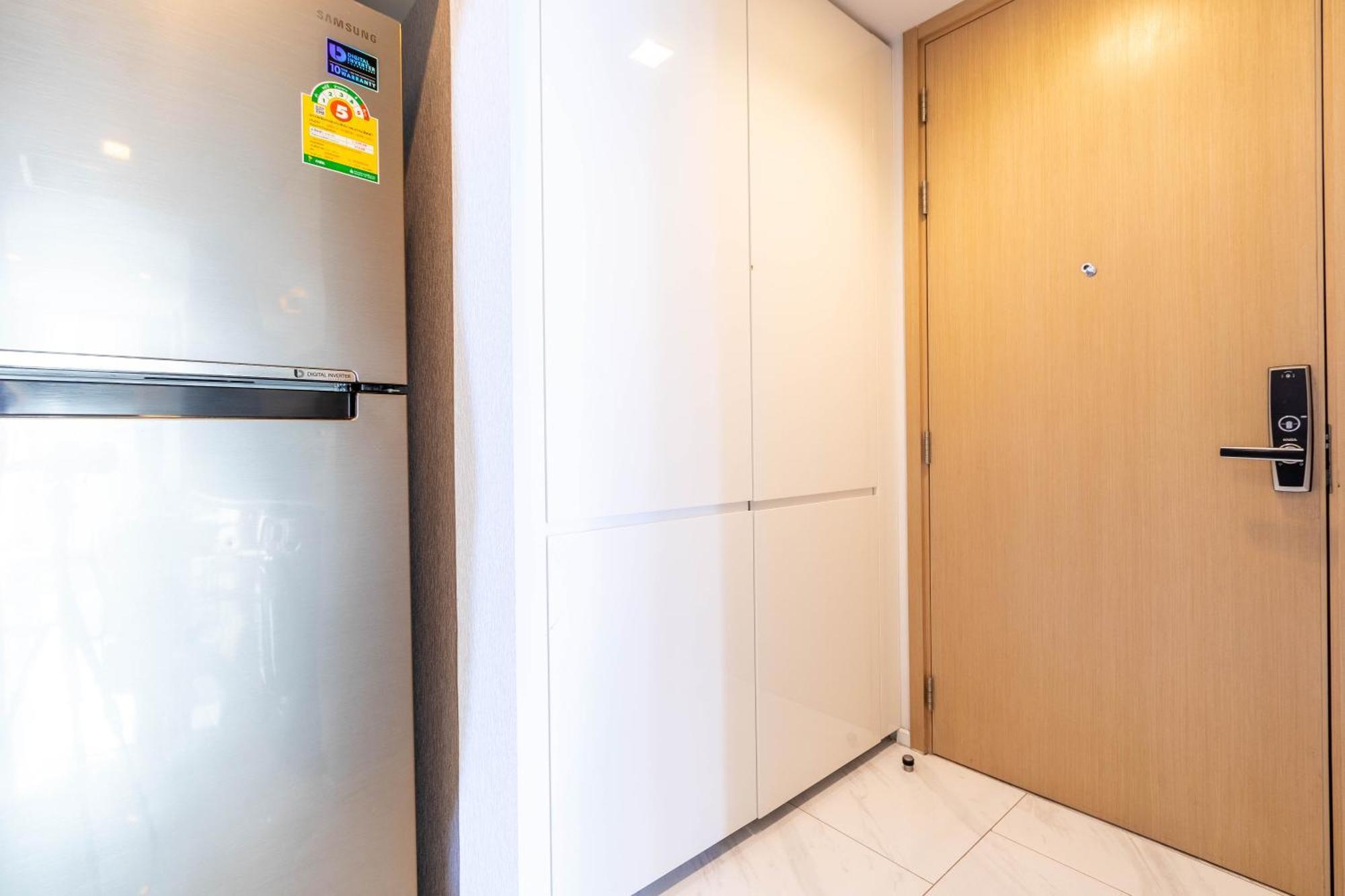 בנגקוק Hyde Sukhumvit 11 Branded Suites מראה חיצוני תמונה